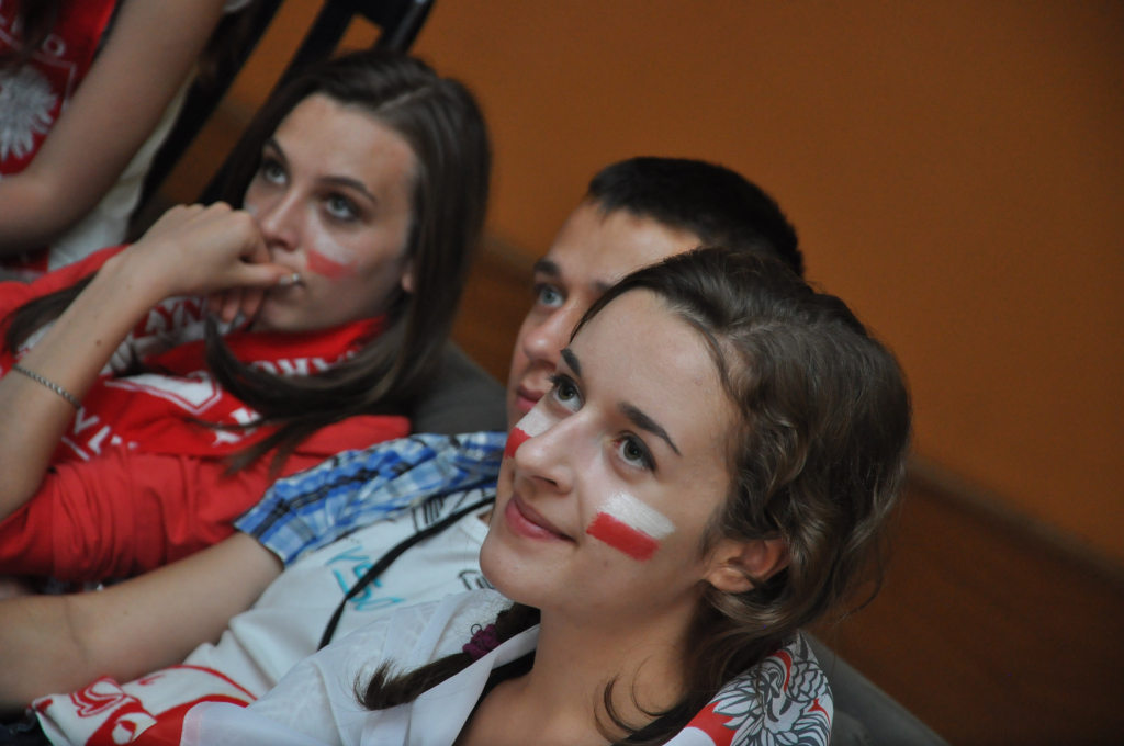 Uczestnicy Lata w Teatrze kibicowali polskim siatkarzom