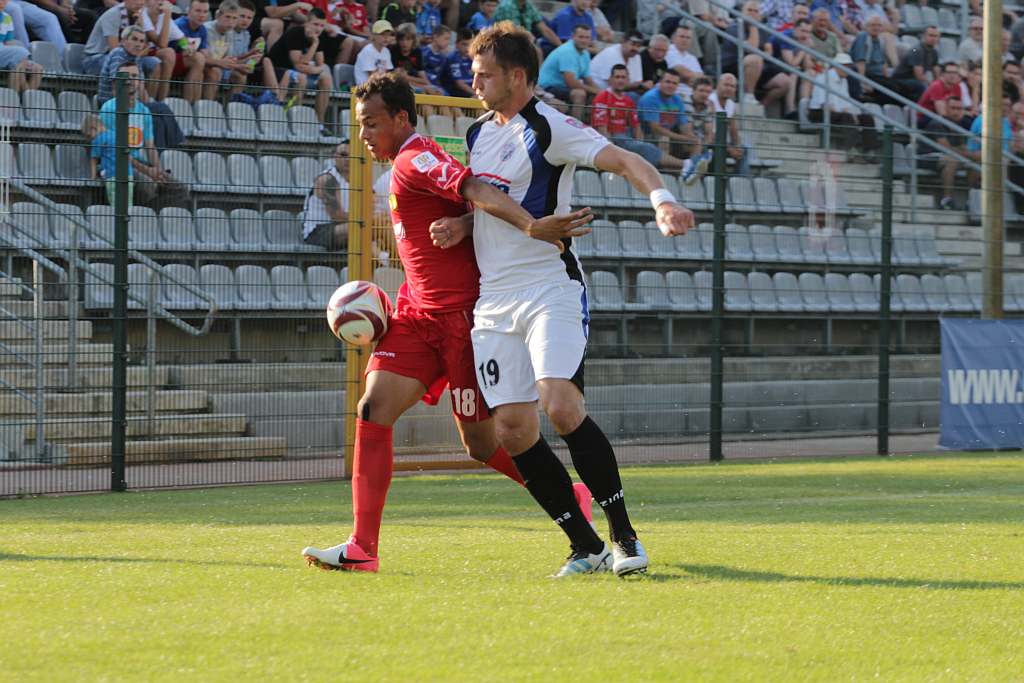 Miedź Legnica - Dolcan Ząbki 2:1
