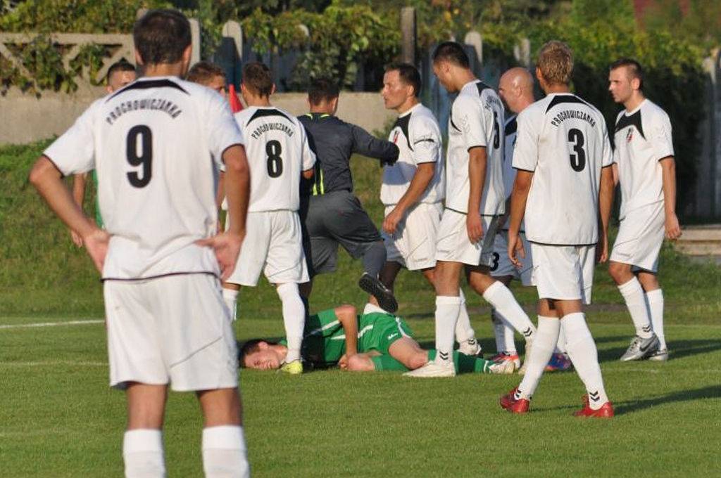 GKS Prochowiczanka - Motobi 0:2