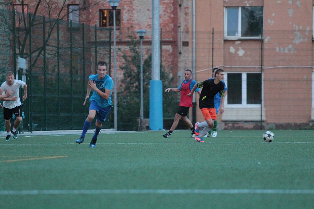 Gwizdek - Konfeks JS 0:6