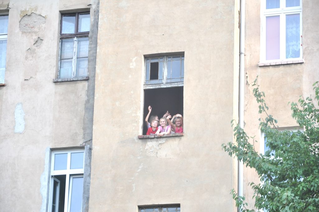 Lugozi wystartował na Between the Wall