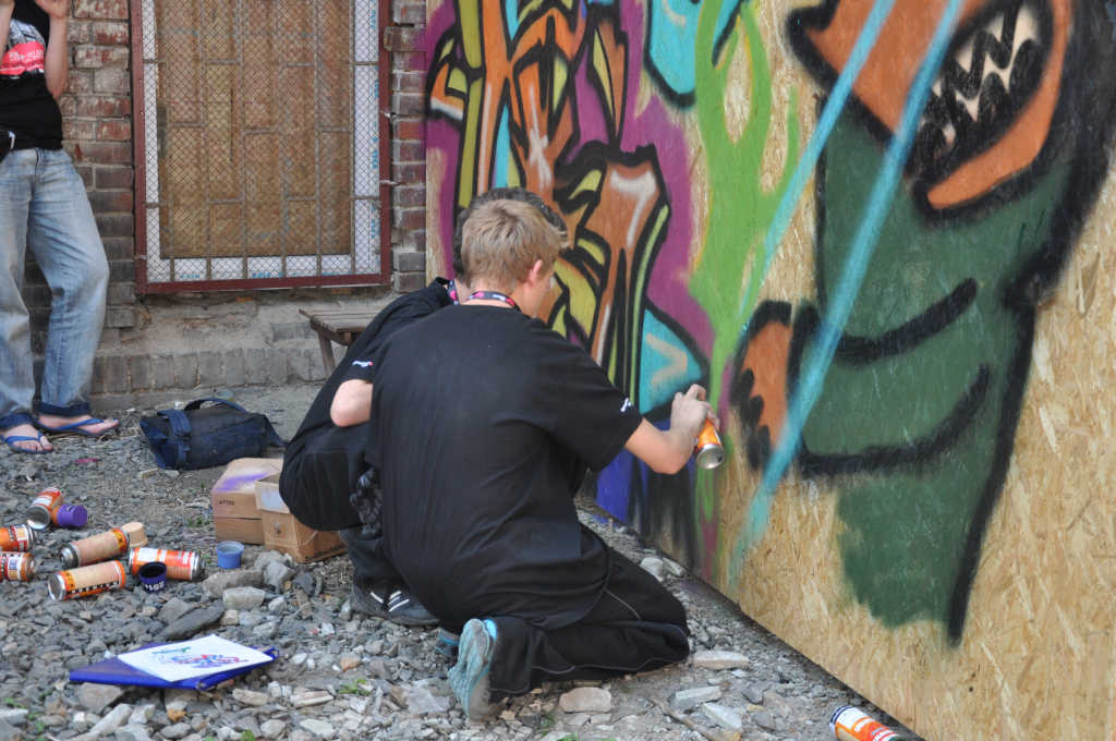 Warsztaty Between the Wall