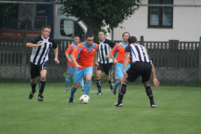 KS Legnickie Pole - GKS Męcinka 2:4