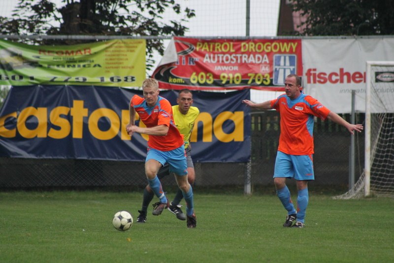 KS Legnickie Pole - GKS Męcinka 2:4