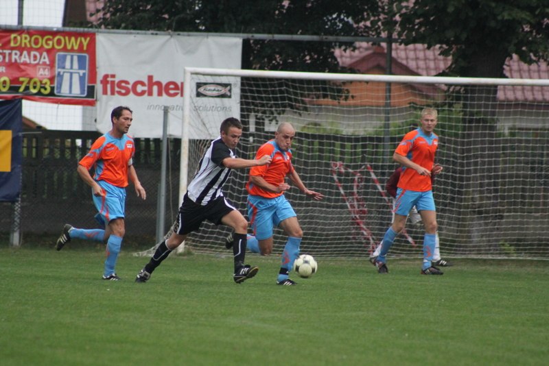 KS Legnickie Pole - GKS Męcinka 2:4
