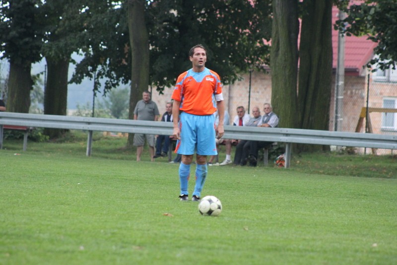KS Legnickie Pole - GKS Męcinka 2:4