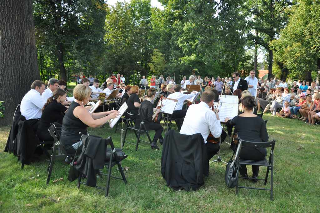 Legnicka Orkiestra Symfoniczna w Parku Miejskim