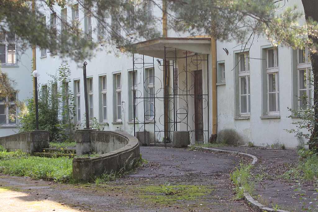 Poradziecki szpital w Lasku Złotoryjskim
