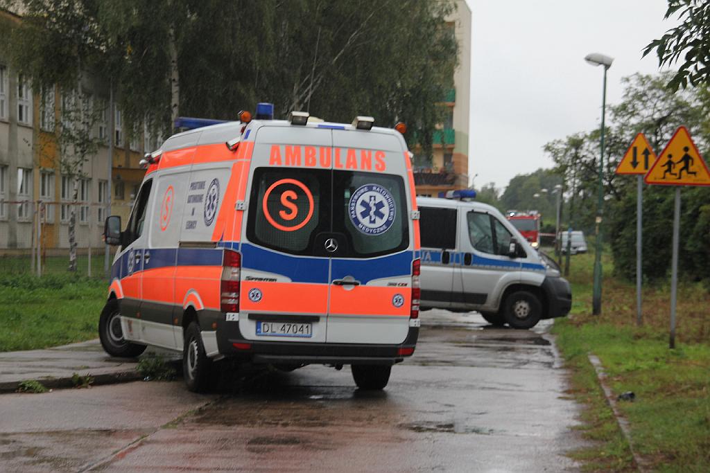 Granat w pobliżu szkoły! Uczniowie ewakuowani