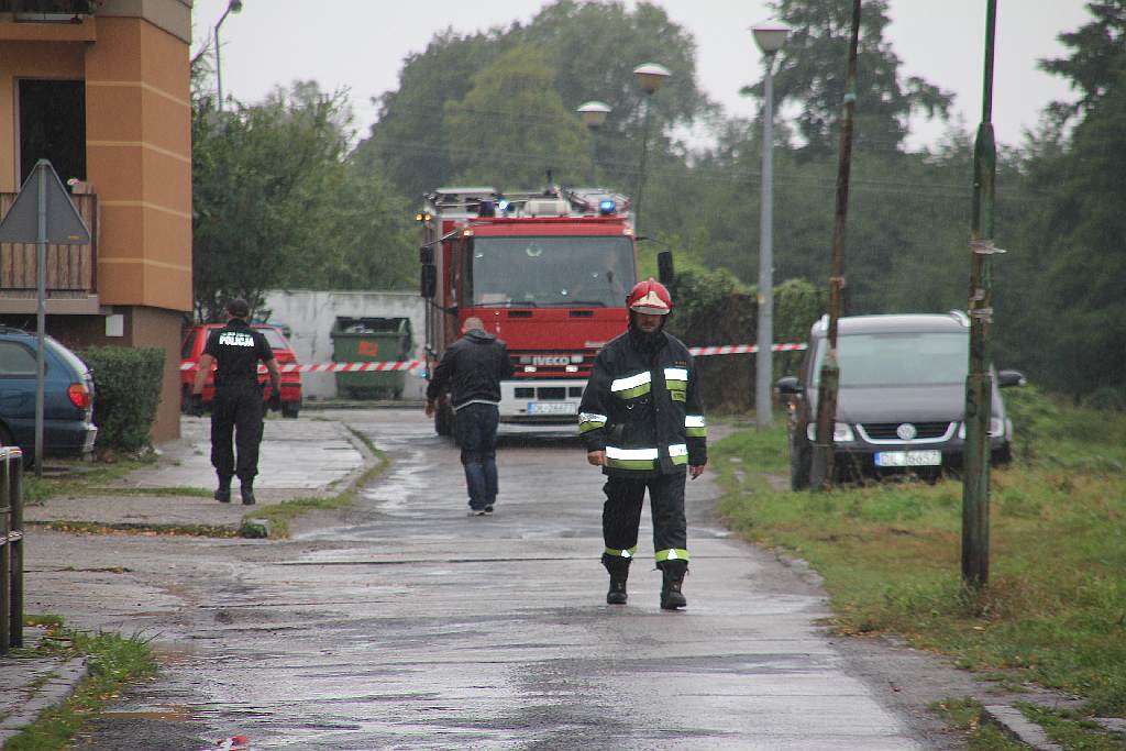 Granat w pobliżu szkoły! Uczniowie ewakuowani