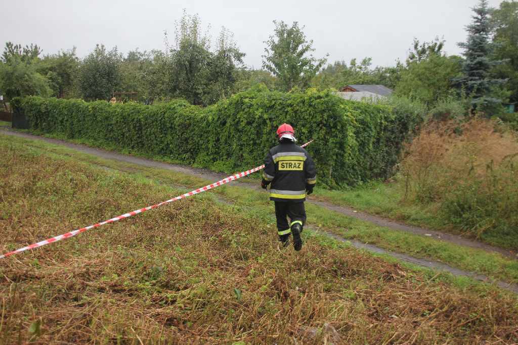 Granat w pobliżu szkoły! Uczniowie ewakuowani