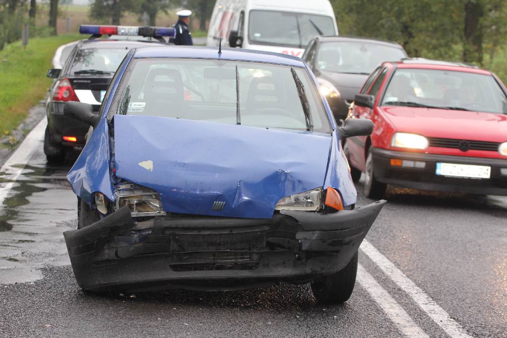 Wypadek przed przejazdem kolejowym