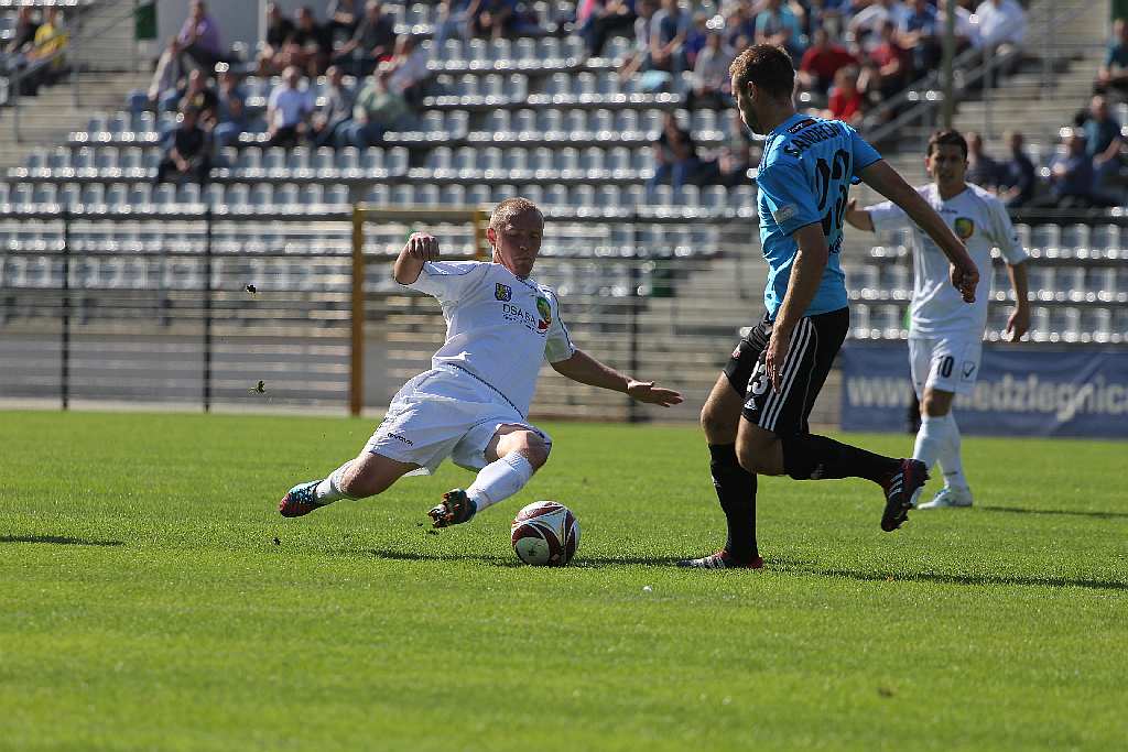 Miedź lepsza od Sandecji
