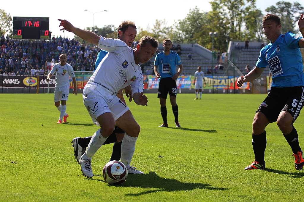 Miedź lepsza od Sandecji