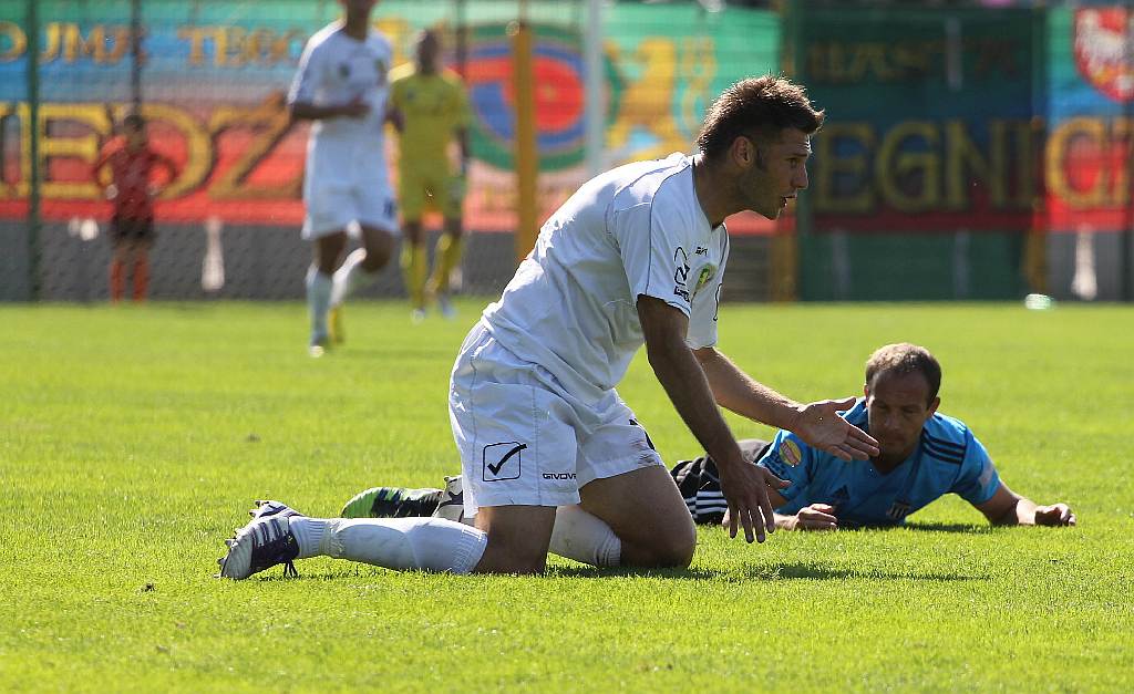 Miedź lepsza od Sandecji