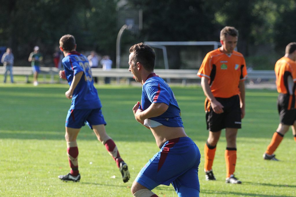 KS Legnickie Pole - Rataj 6:1