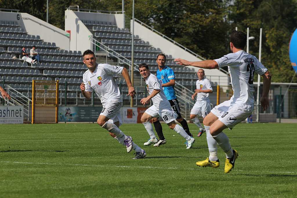 Miedź lepsza od Sandecji