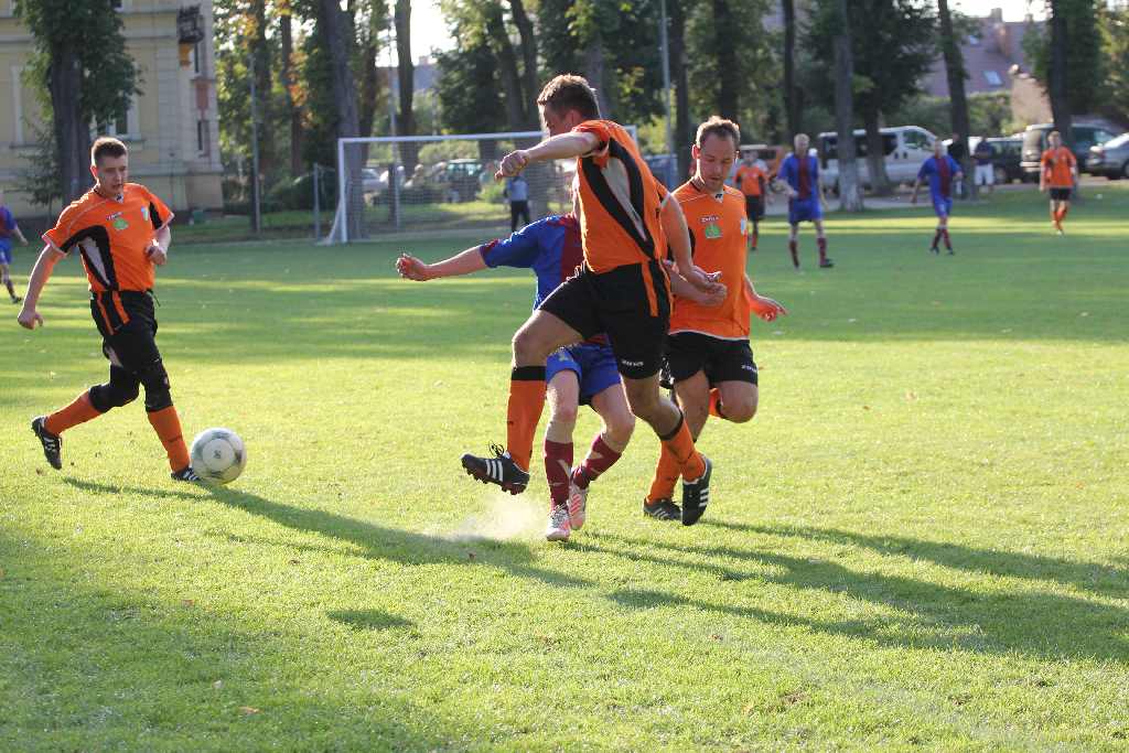 KS Legnickie Pole - Rataj 6:1