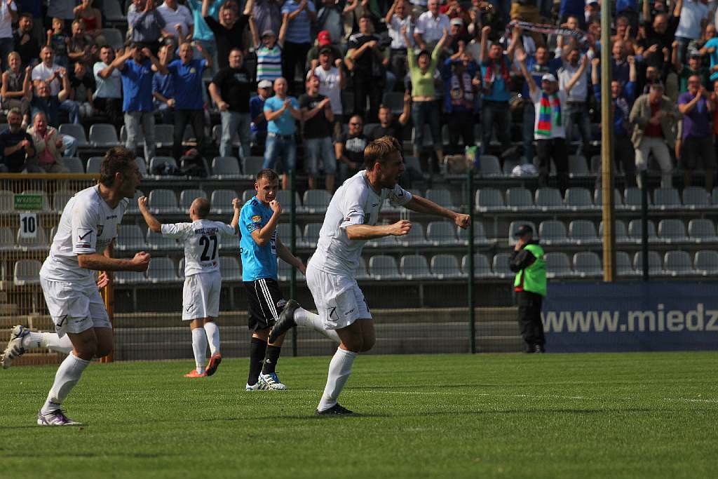 Miedź lepsza od Sandecji