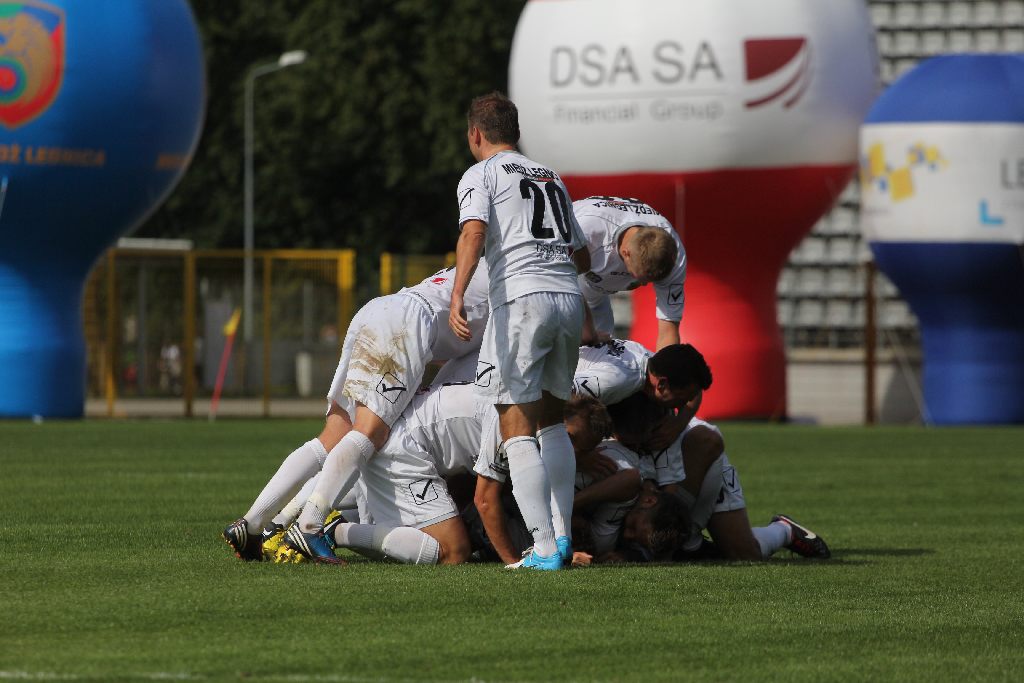 Miedź lepsza od Sandecji