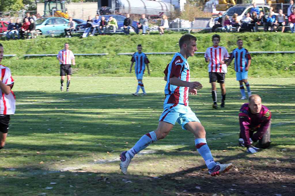 Błękitni - Orzeł 1:5 (0:3)