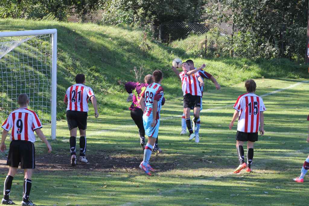 Błękitni - Orzeł 1:5 (0:3)