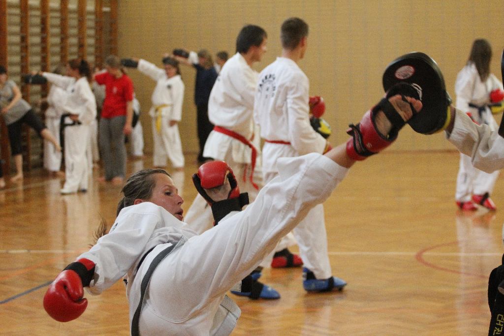 Taekwondocy LKT Legnica przygotowują się do Pucharu Świata w Brighton.