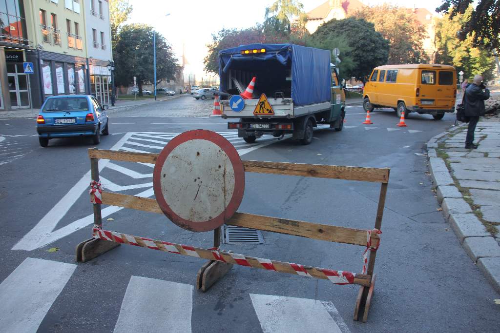 Zawalił się mur klasztoru franciszkanów 
