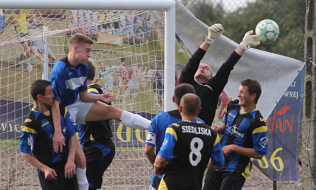 Dąb - KS Chojnowianka 1:4