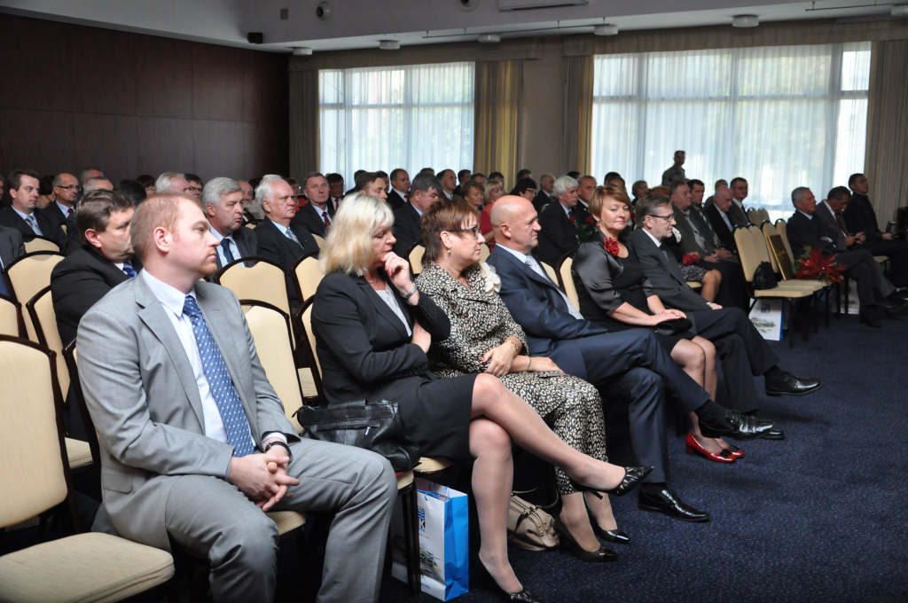 Medale i podziękowania z okazji 20-lecia LPWiK