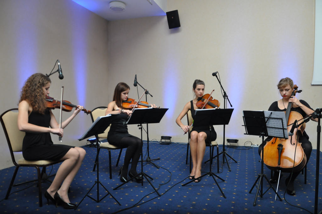 Medale i podziękowania z okazji 20-lecia LPWiK