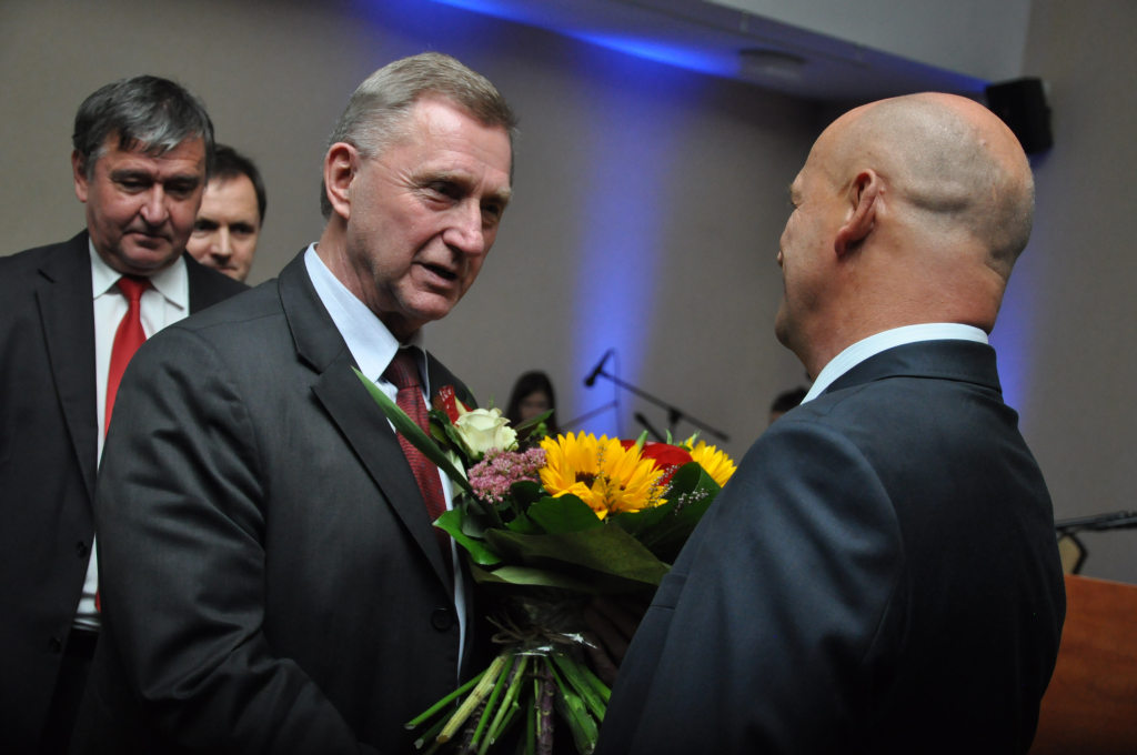 Medale i podziękowania z okazji 20-lecia LPWiK