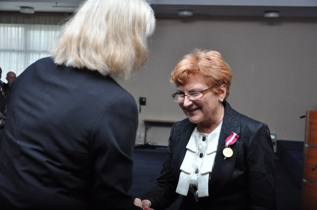 Medale i podziękowania z okazji 20-lecia LPWiK