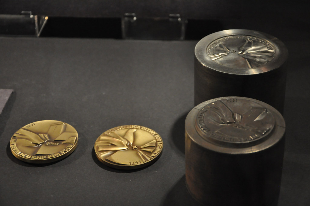 Medale legnickie w Muzeum Miedzi