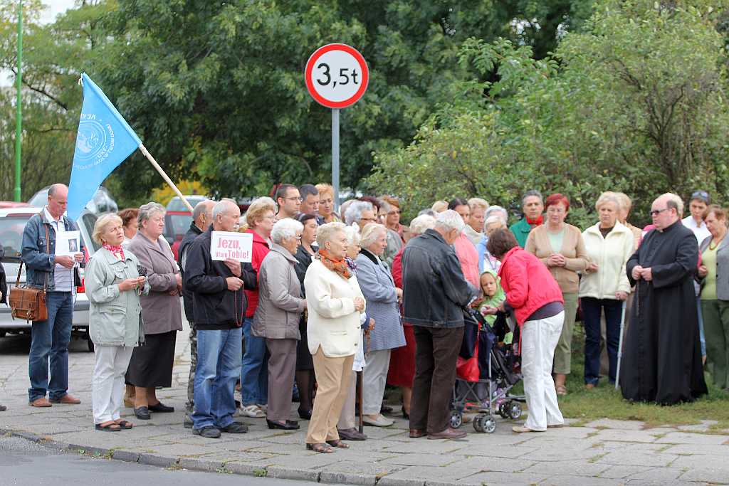 Koronka na ulicach Legnicy