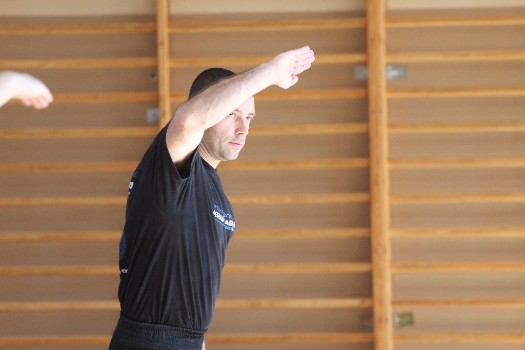 Israeli Krav Maga uczy podstaw samoobrony