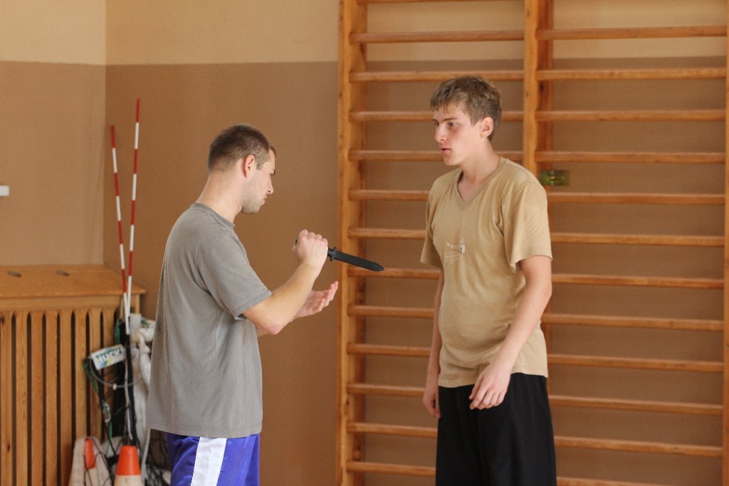 Israeli Krav Maga uczy podstaw samoobrony