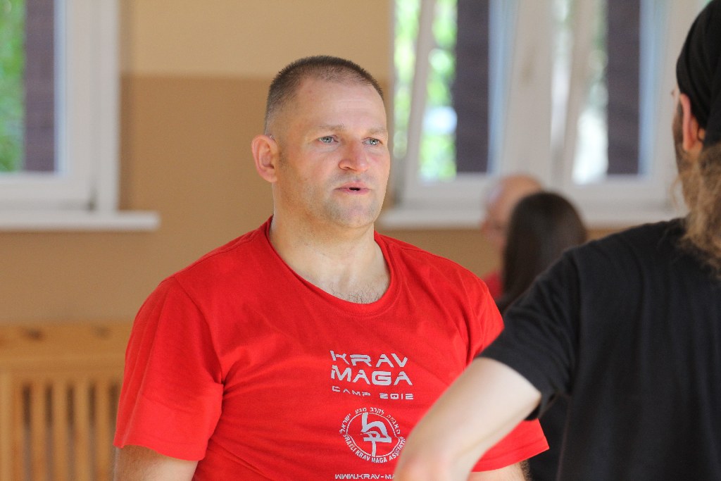 Israeli Krav Maga uczy podstaw samoobrony