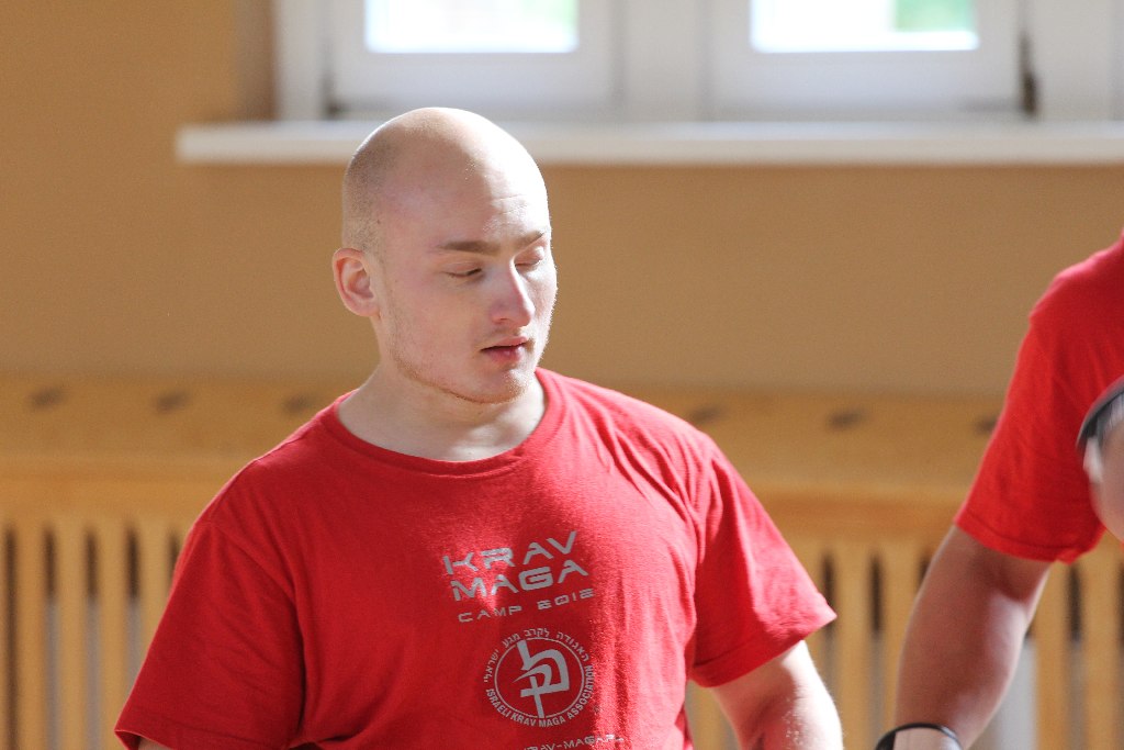 Israeli Krav Maga uczy podstaw samoobrony