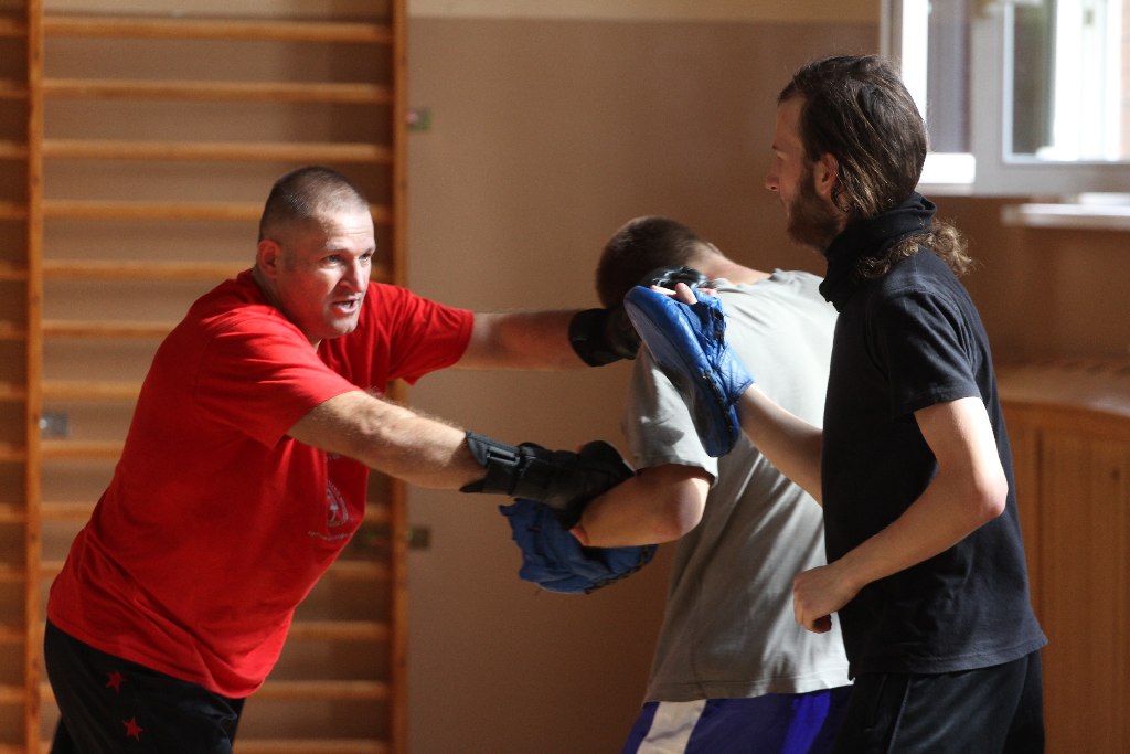 Israeli Krav Maga uczy podstaw samoobrony