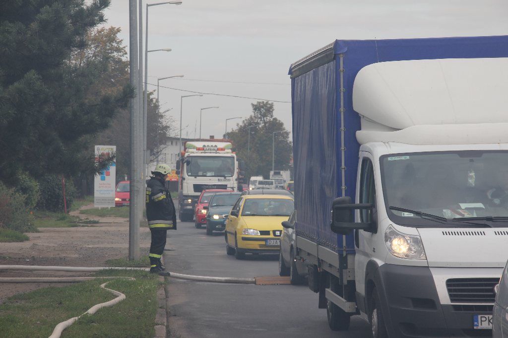 Zapaliła się hurtownia przy Nowodworskiej