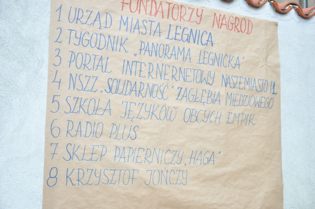 Piknik rodzinny na boisku Gimnazjum nr 4