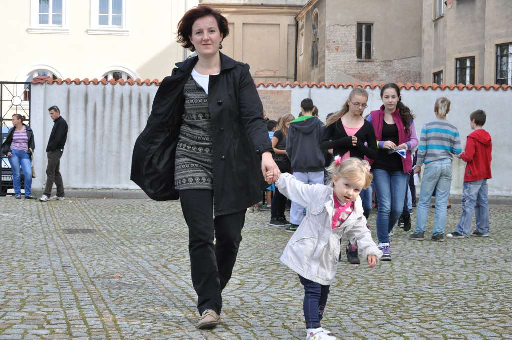 Piknik rodzinny na boisku Gimnazjum nr 4