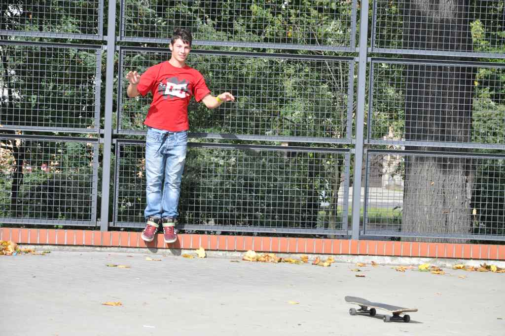 Piknik rodzinny na boisku Gimnazjum nr 4