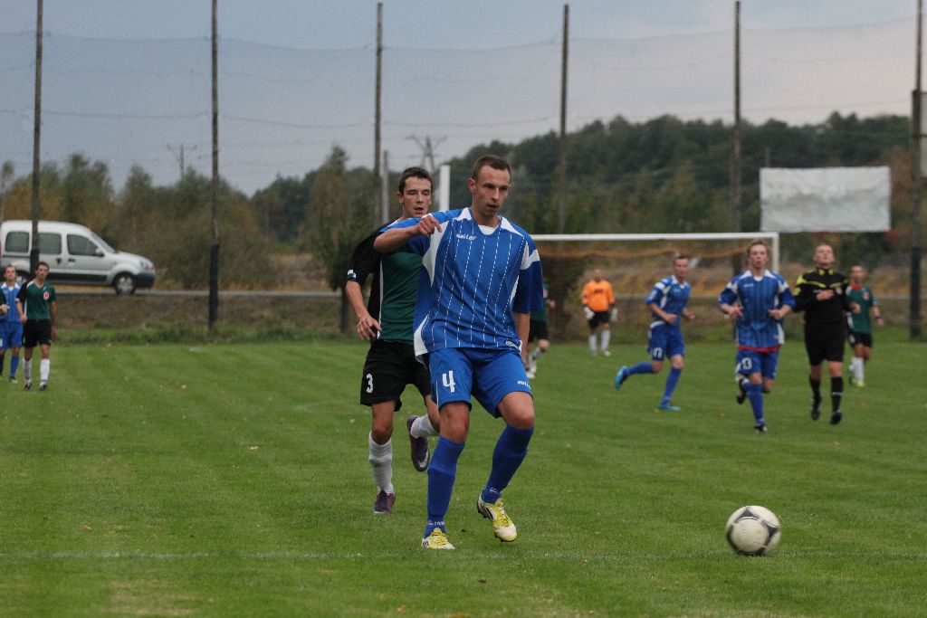 Konfeks zdecydowanie lepszy w derbach spadkowiczów