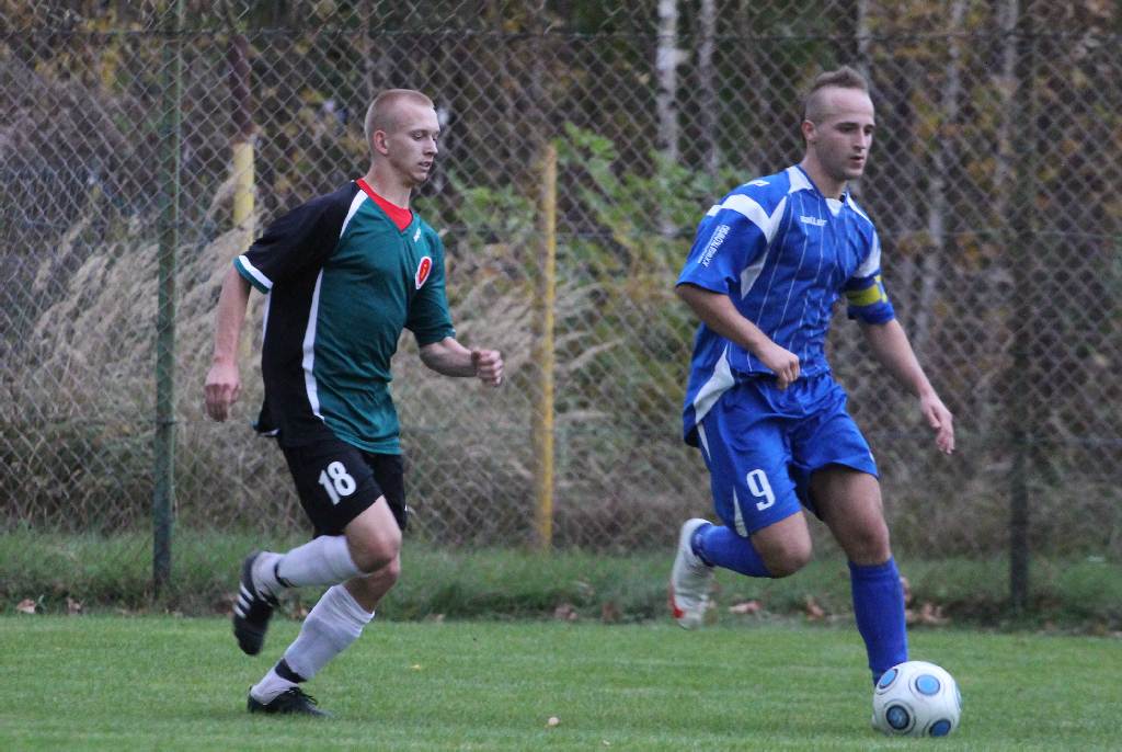 Konfeks zdecydowanie lepszy w derbach spadkowiczów
