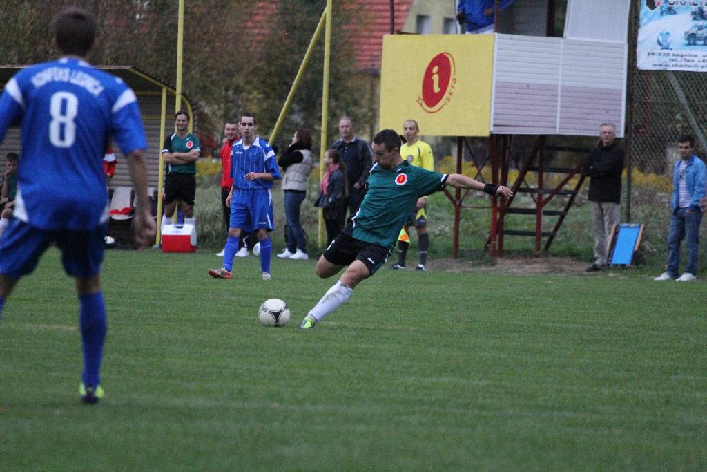 Konfeks zdecydowanie lepszy w derbach spadkowiczów
