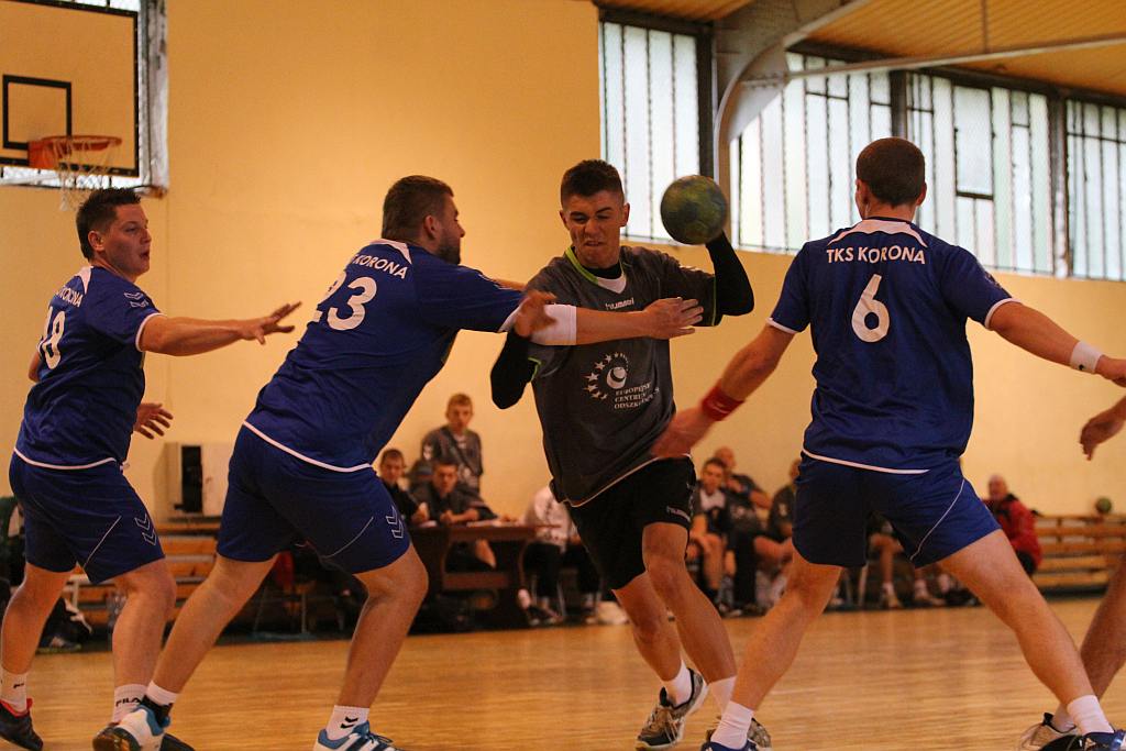 3.liga: EUCO UKS Dziewiątka Legnica - TKS Korona 27:14