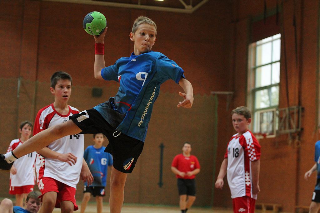 Chłopcy: MSPR Siódemka Legnica - SPR Chrobry Głogów 31:19