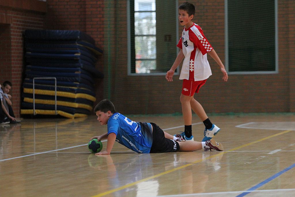 Chłopcy: MSPR Siódemka Legnica - SPR Chrobry Głogów 31:19
